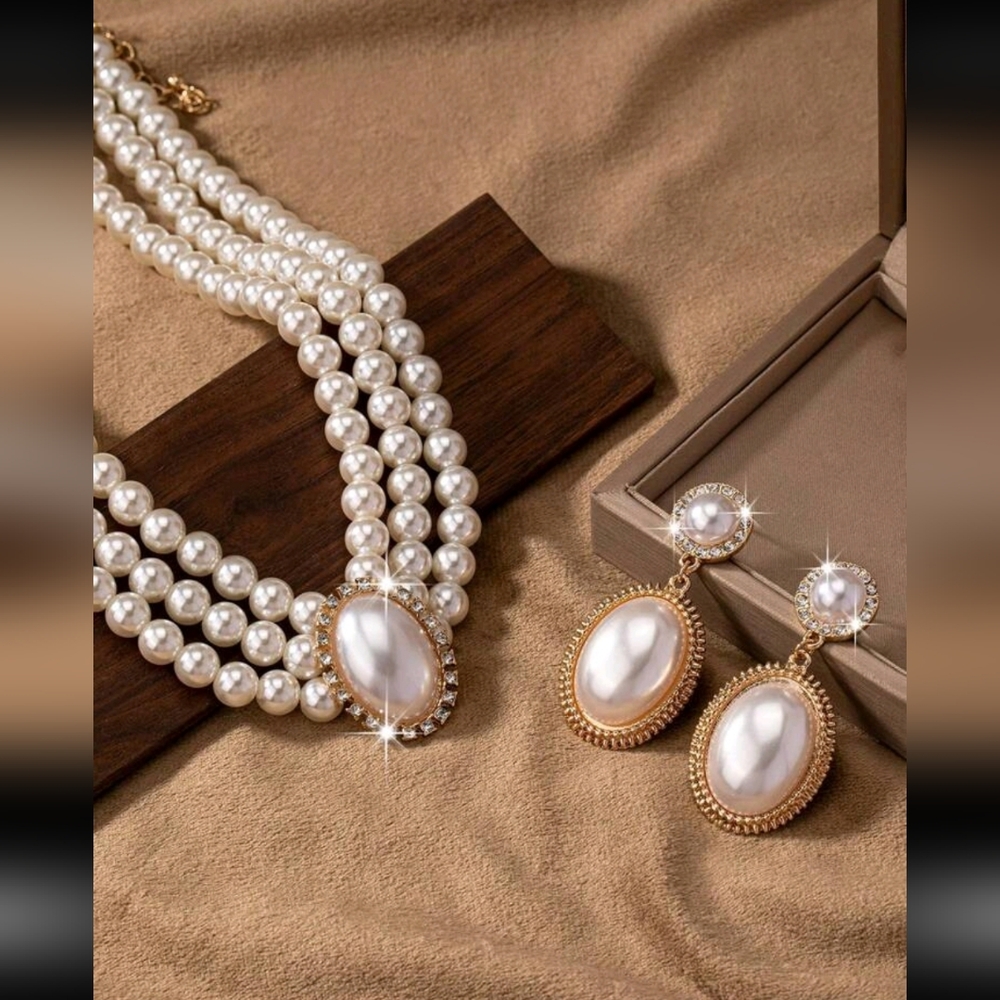 SALE ** BRAND NEW ** Elegant Pearl and Gold Jewelry Set - Picture 2 of 4
